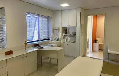 Imagem: O depósito possui 1 Vaga na garagem e 35m² de Área e está