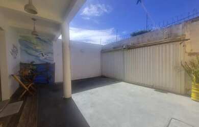 Imagem: A casa em condomínio possui 2 Dormitórios, 2 Banheiros, 1