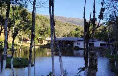 Imagem: A fazenda possui 190.000m² de Área, Varanda, Guarda roupa