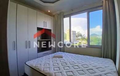 Imagem: O apartamento possui 1 Dormitório, 1 Banheiro, 1 Vaga na garagem