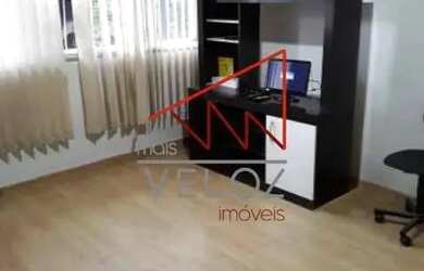 Imagem: O apartamento possui 3 Dormitórios, 1 Banheiro, 1 Vaga na garagem