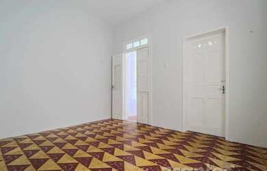 Imagem: A casa possui 2 Dormitórios, 2 Banheiros, 1 Vaga na garagem