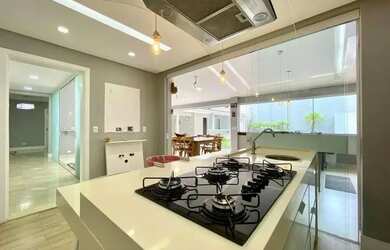 Imagem 16: Casa sensacional com piscina em condomínio fechado no Guarujá