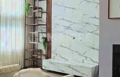 Imagem: A casa à venda possui 3 Dormitórios, 5 Banheiros, 4 Vagas