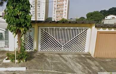 Imagem: A casa possui 2 Dormitórios, 2 Banheiros, 2 Vagas na garagem