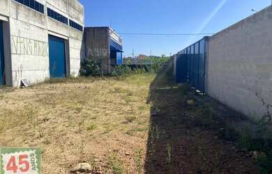 Imagem: O depósito possui 1.747m² de Área e está localizado em