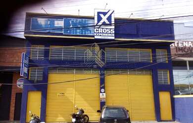 Imagem: O depósito possui 4 Vagas na garagem e 250m² de Área e está