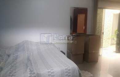 Imagem: A casa possui 3 Dormitórios, 3 Banheiros, 3 Vagas na garagem