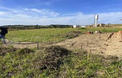 Imagem: A chácara possui 10.000m² de Área e está localizado em