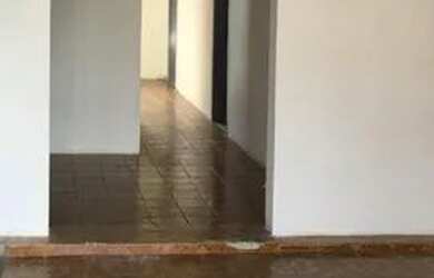 Imagem: A casa possui 2 Dormitórios, 1 Banheiro e está localizado