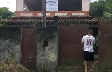 Imagem: A casa possui 2 Dormitórios, 1 Banheiro, 1 Vaga na garagem