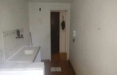 Imagem: O apartamento possui 2 Dormitórios, 1 Banheiro e está localizado