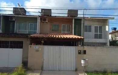 Imagem: A casa possui 2 Dormitórios, 1 Banheiro, 1 Vaga na garagem