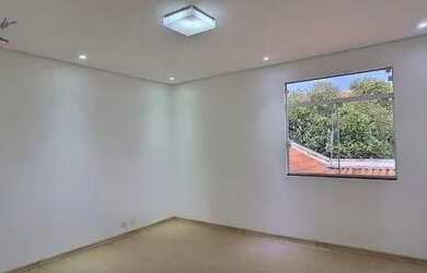 Imagem: A casa possui 3 Dormitórios, 1 Banheiro, 170m² de Área e