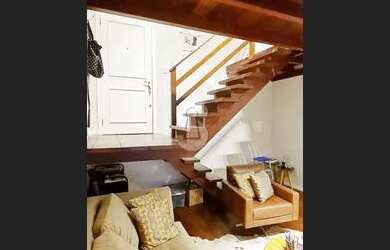 Imagem: O apartamento possui 1 Dormitório, 1 Banheiro, 1 Vaga na garagem