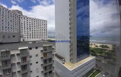 Imagem: O apartamento possui 2 Dormitórios, 3 Banheiros, 1 Vaga na