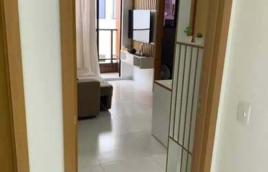 Imagem: O apartamento possui 1 Dormitório, 1 Banheiro, 1 Vaga na garagem