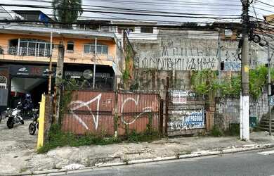 Imagem: O terreno possui 396m² de Área e está localizado em Butantã