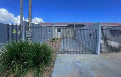 Imagem: A casa possui 2 Dormitórios, 1 Banheiro, 60m² de Área e está