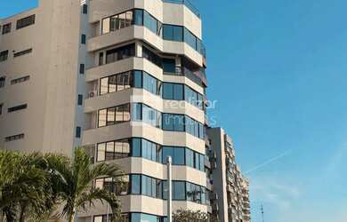 Imagem: O apartamento possui 3 Dormitórios, 4 Banheiros, 2 Vagas na