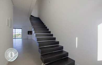 Imagem 9: VENDA - Sobrado com 3 Suítes e com piscina no bairro Velha em Blumenau