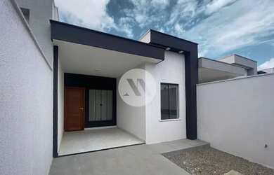 Imagem: A casa possui 2 Dormitórios, 2 Banheiros, 1 Vaga na garagem