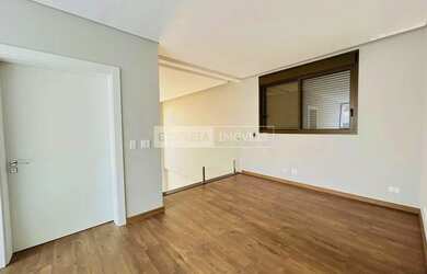 Imagem 8: Casa em Condomínio com 3 Suítes, 290m² à venda por R$3.980.000,00...