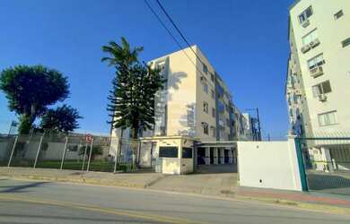 Imagem: O apartamento possui 3 Dormitórios, 2 Banheiros, 1 Vaga na