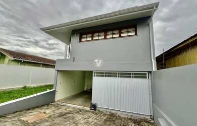 Imagem 2: Lindíssima casa sobrado em no bairro Patronato!