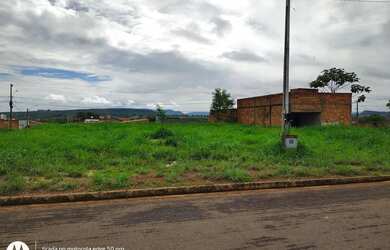 Imagem: O terreno possui 262m² de Área e está localizado em Plano