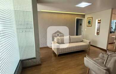 Imagem: O apartamento possui 3 Dormitórios, 3 Banheiros, 2 Vagas na