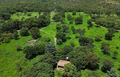 Imagem: A fazenda possui 3.180.000m² de Área e está localizado em