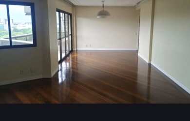 Imagem: A casa possui 3 Dormitórios, 2 Banheiros, 1 Vaga na garagem