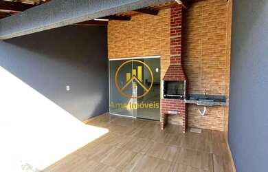 Imagem: A casa possui 2 Dormitórios, 1 Banheiro, 1 Vaga na garagem