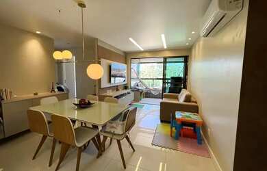 Imagem: O apartamento possui 3 Dormitórios, 2 Banheiros, 1 Vaga na