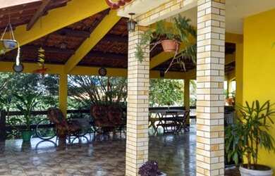 Imagem: A chácara possui 800m² de Área e está localizado em Campo