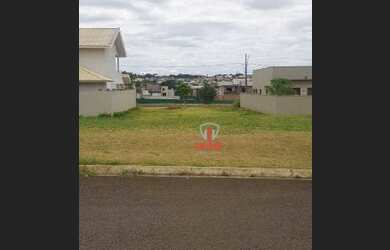 Imagem: O terreno possui 300m² de Área e está localizado em Ibiporã