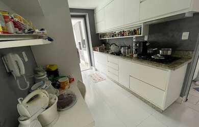 Imagem 3: Apartamento em Patamares. Piscina, Churrasqueira, Imóvel mobiliadoeAr-condicionado