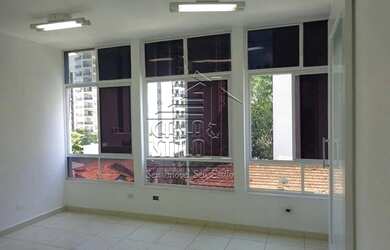 Imagem: O depósito possui 64m² de Área e está localizado em Bairro