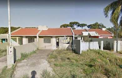 Imagem: A casa possui 2 Dormitórios, 1 Banheiro, 1 Vaga na garagem