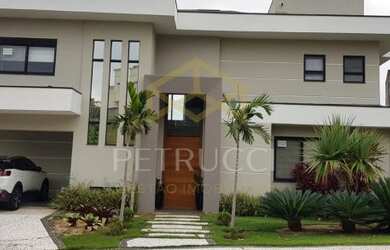 Imagem: A casa em condomínio possui 3 Dormitórios, 5 Banheiros, 4