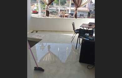 Imagem: A casa possui 1 Dormitório, 1 Banheiro, 100m² de Área e