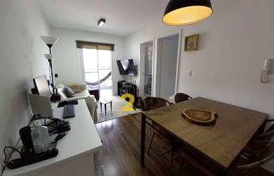 Imagem: O apartamento possui 1 Dormitório, 1 Banheiro, 1 Vaga na garagem