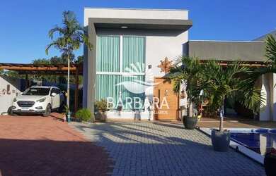 Imagem: A casa em condomínio possui 3 Dormitórios, 5 Banheiros, 3