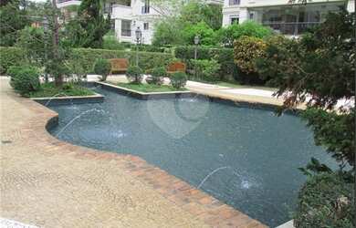 Imagem 4: Apartamento alto padrão. Imóvel mobiliado, Varanda, 220m² de Áreae4...