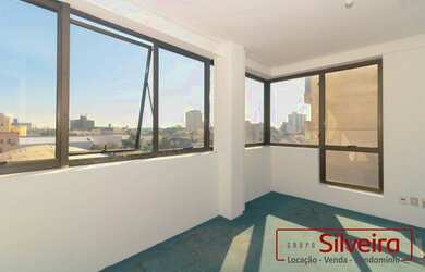 Imagem: O depósito possui 1 Vaga na garagem e 37m² de Área e está