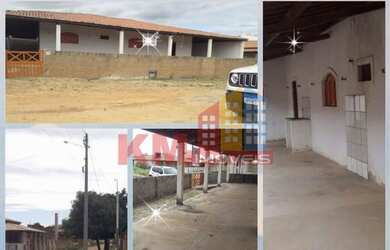 Imagem: A casa possui 5 Dormitórios, 2 Banheiros, 999m² de Área e