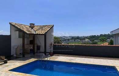 Imagem: A casa em condomínio possui 3 Dormitórios, 4 Banheiros, 2