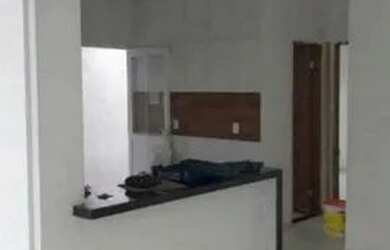 Imagem: A casa possui 3 Dormitórios, 2 Banheiros, 2 Vagas na garagem