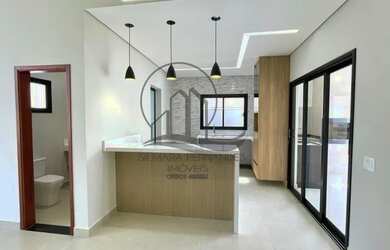 Imagem: A casa em condomínio possui 3 Dormitórios, 3 Banheiros, 4